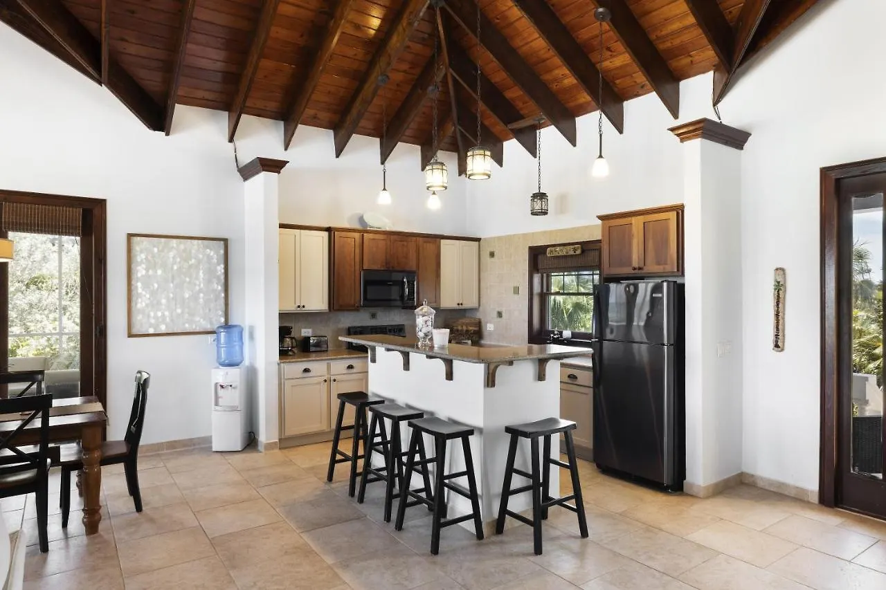 Coconut Point Home Palmetto Point 0*,  Bahamalar
